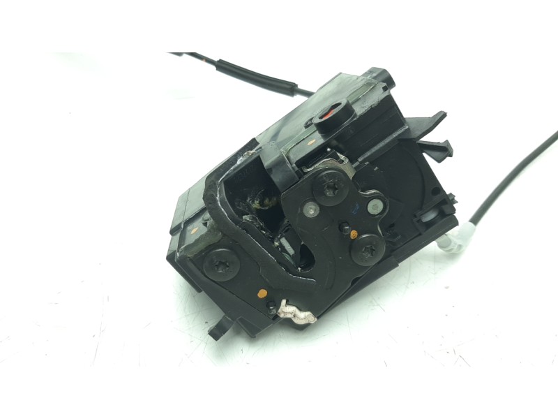Recambio de cerradura puerta trasera izquierda para peugeot 308 allure referencia OEM IAM 9826126080  