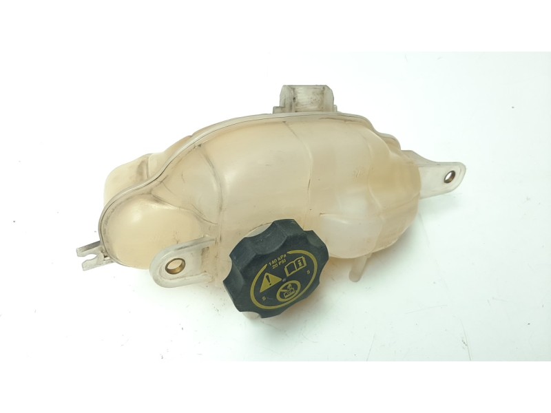 Recambio de deposito expansion para opel corsa e 1.4 referencia OEM IAM 39007213  