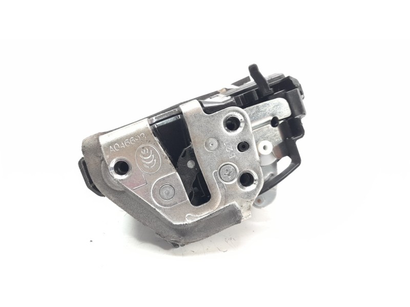 Recambio de cerradura puerta trasera izquierda para toyota rav 4 (a3) 2.2 d-4d cat referencia OEM IAM 6906042021  