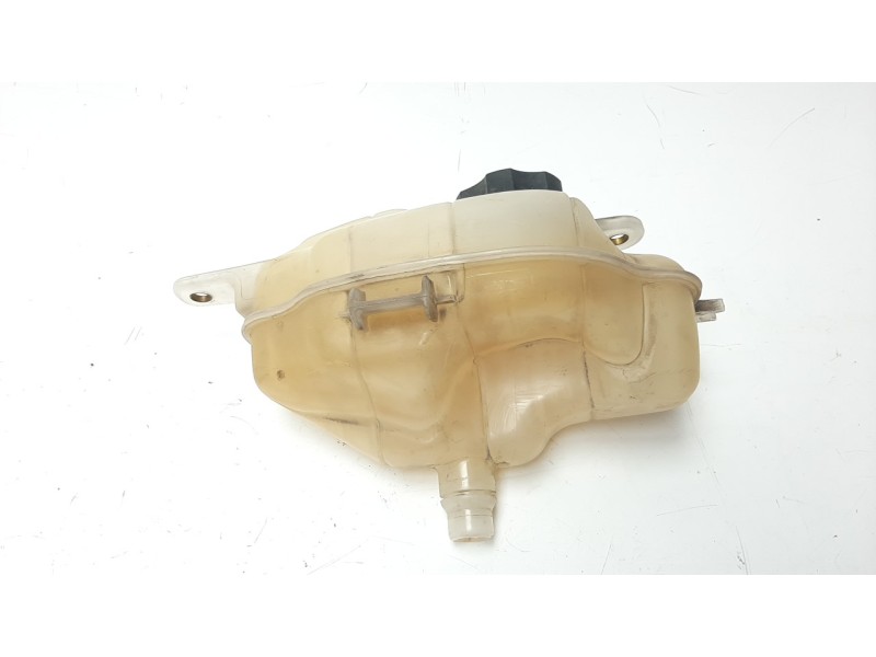 Recambio de deposito expansion para opel corsa e 1.4 referencia OEM IAM 39007213  