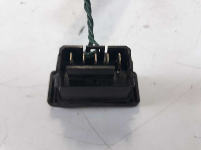 Recambio de mando elevalunas delantero izquierdo para peugeot 605 2.0 cat referencia OEM IAM 22630  