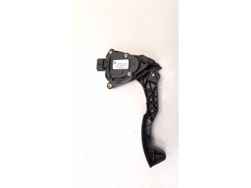Recambio de potenciometro pedal para renault twingo iii 1.0 sce referencia OEM IAM 180023357R 6PV00997823 