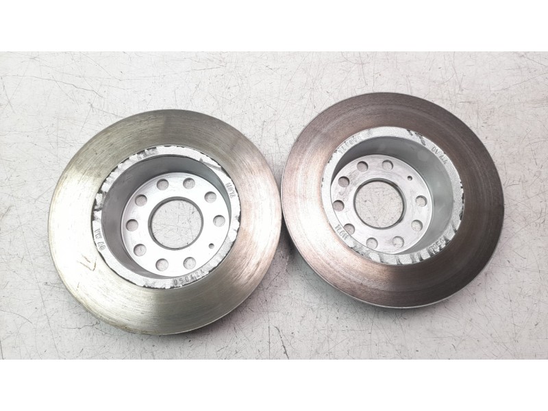 Recambio de juego discos de freno para seat ateca (khp) fr referencia OEM IAM 5Q0615601G  
