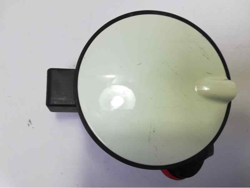 Recambio de tapa exterior combustible para opel corsa d cmon referencia OEM IAM 13204567  