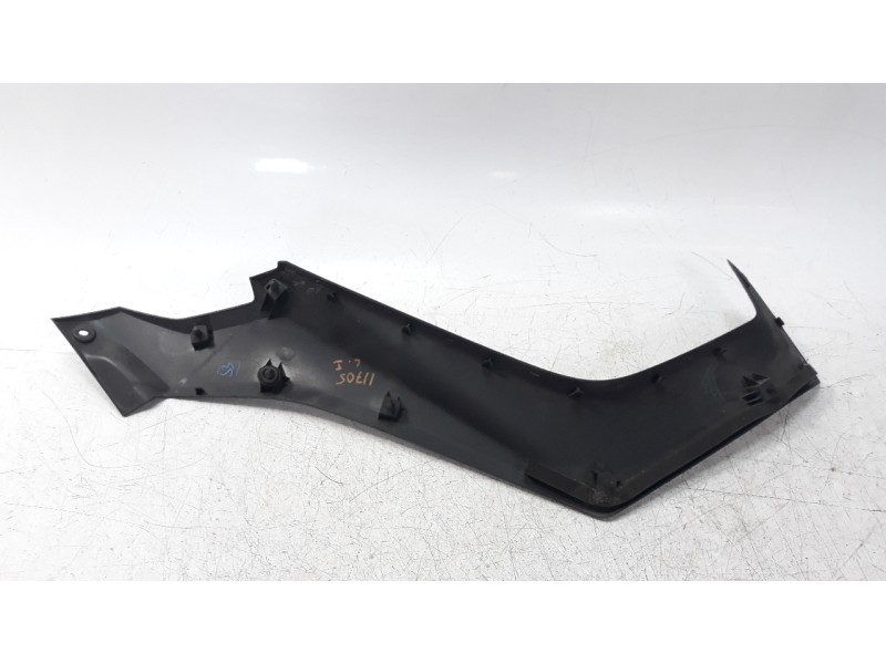 Recambio de moldura para yamaha nmax nmax 125 referencia OEM IAM 2DPF171E0000  