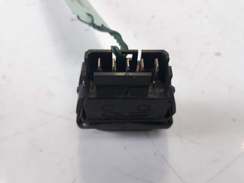 Recambio de mando elevalunas delantero izquierdo para peugeot 106 (s1) 1.1 referencia OEM IAM   