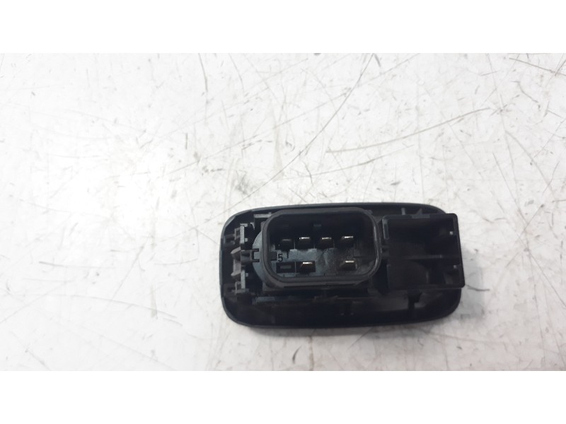 Recambio de mando elevalunas trasero derecho para ford ecosport 1.5 ti-vct cat referencia OEM IAM 10263702  