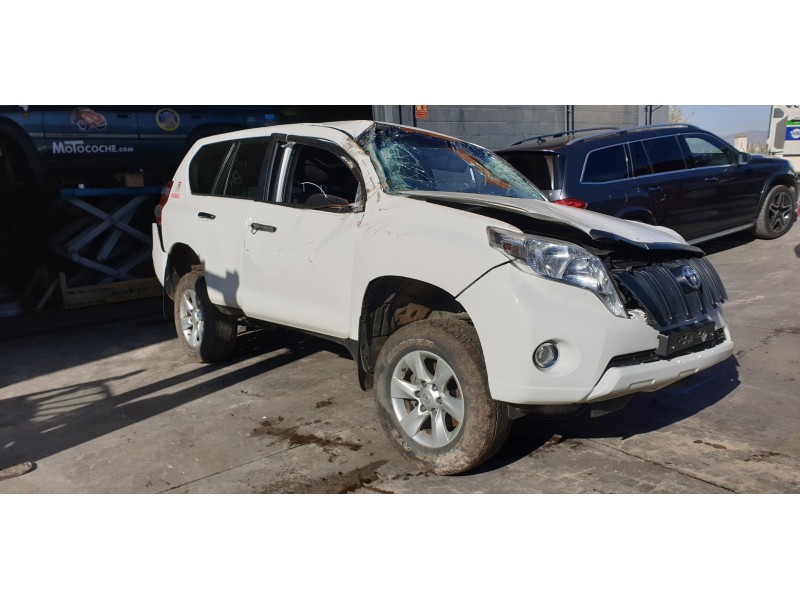 toyota land cruiser (j15) del año 2016