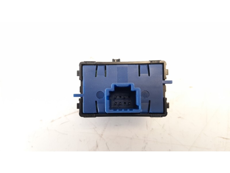Recambio de interruptor para renault twingo iii 1.0 sce referencia OEM IAM 251432338R  