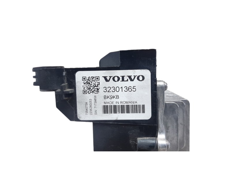 Recambio de unidad de control para volvo xc60 business plus awd referencia OEM IAM 32301365  