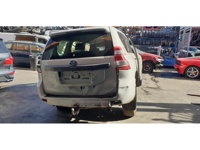 toyota land cruiser (j15) del año 2016