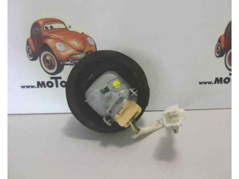 Recambio de faro antiniebla trasero derecho para toyota lexus is 200 (gxe10) 2.0 cat referencia OEM IAM 8158053021  6808