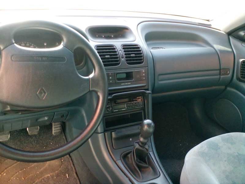 renault laguna (b56) del año 1994