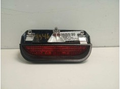 Recambio de luz central de freno para dacia duster laureate 4x2 referencia OEM IAM 265900027R 03434030 