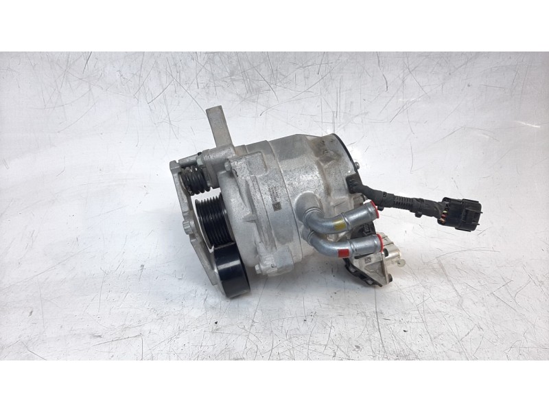 Recambio de alternador para kia niro referencia OEM IAM 3739003900  
