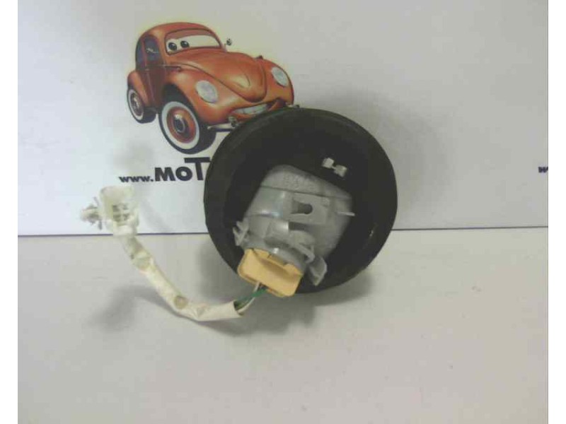 Recambio de faro antiniebla trasero izquierdo para toyota lexus is 200 (gxe10) 2.0 cat referencia OEM IAM 8159053021  6808