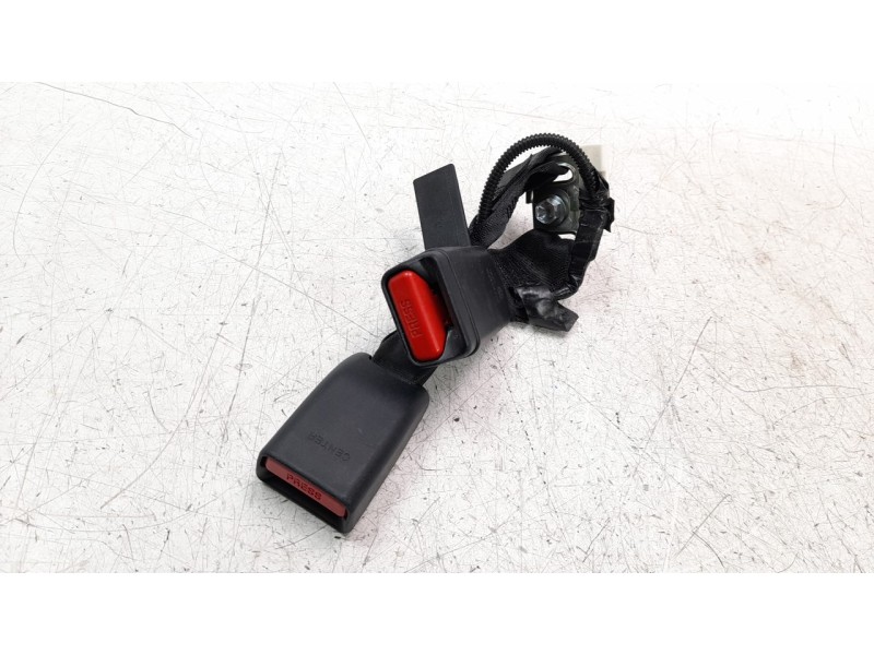 Recambio de enganche cinturon trasero izquierdo para toyota auris active referencia OEM IAM 7348002491C0  