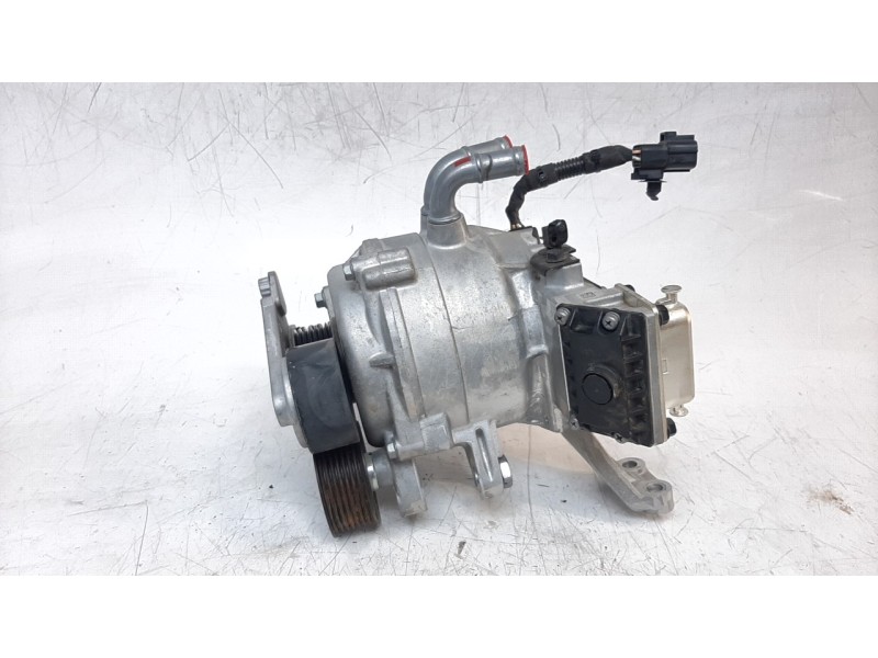 Recambio de alternador para kia niro referencia OEM IAM 3739003900  