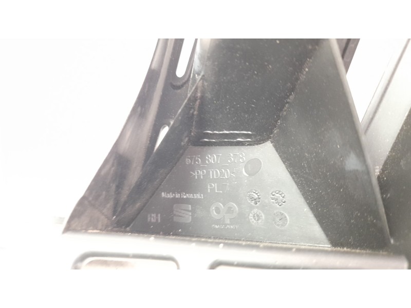 Recambio de soporte paragolpes trasero para seat ateca (khp) fr referencia OEM IAM 575807378  
