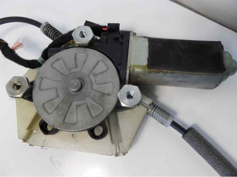 Recambio de elevalunas trasero derecho para volvo v40 familiar 1.9 diesel referencia OEM IAM 30623451 106240303 118610