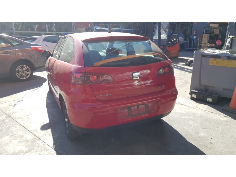 seat ibiza (6l1) del año 2002
