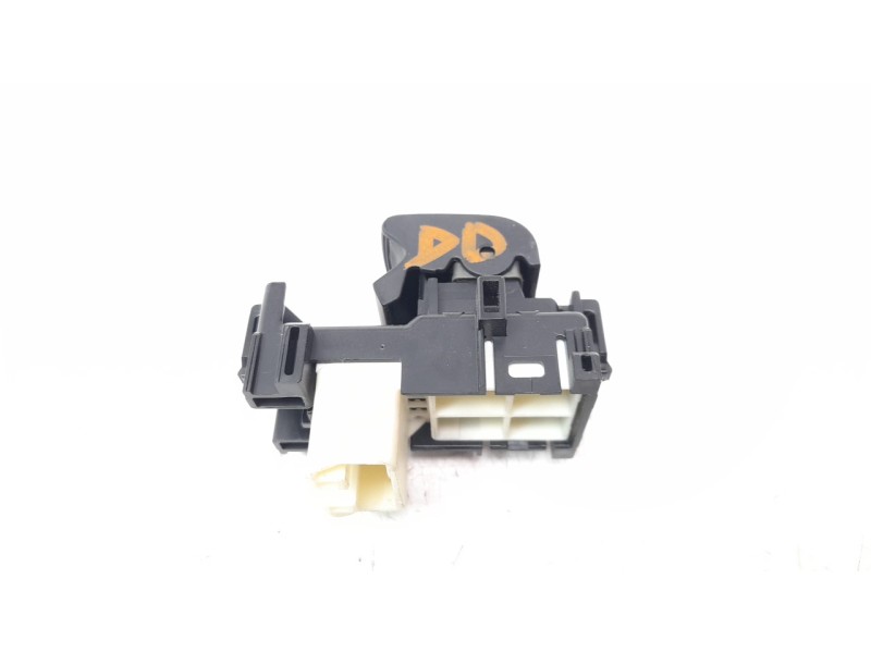 Recambio de mando elevalunas delantero derecho para toyota rav 4 (a3) 2.2 d-4d cat referencia OEM IAM 848100D030 IAF810068 EWSTY