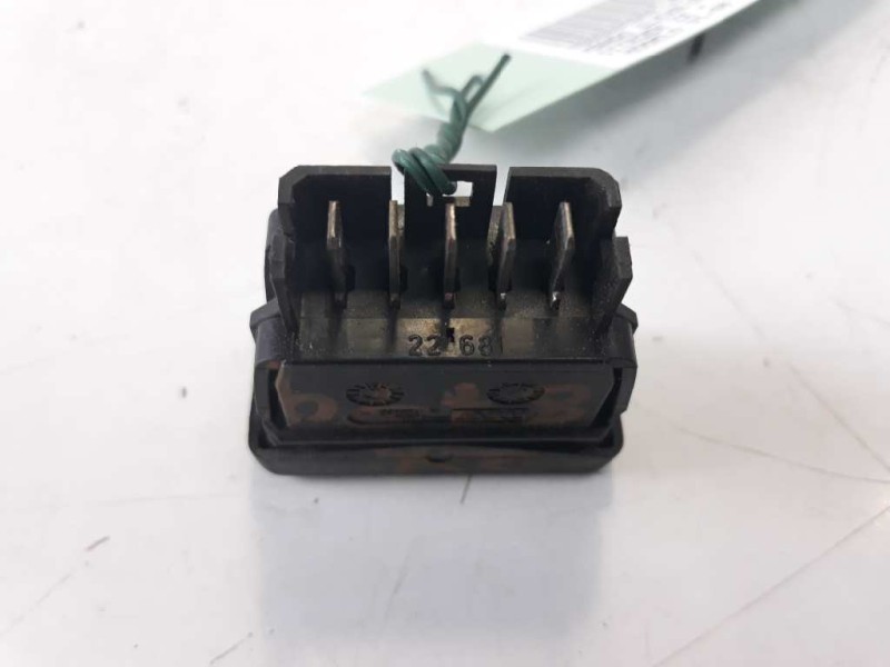 Recambio de mando elevalunas delantero izquierdo para citroen zx referencia OEM IAM   