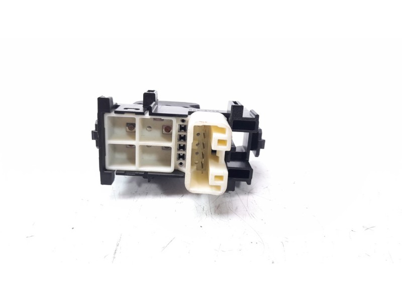Recambio de mando elevalunas trasero derecho para toyota rav 4 (a3) 2.2 d-4d cat referencia OEM IAM 848100D030 IAF810068 EWSTY00
