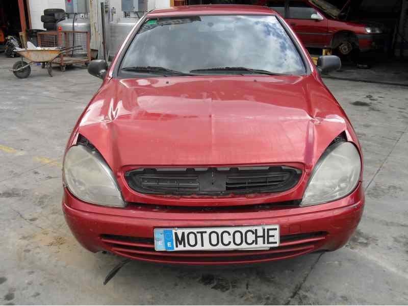 citroen xsara berlina del año 2000