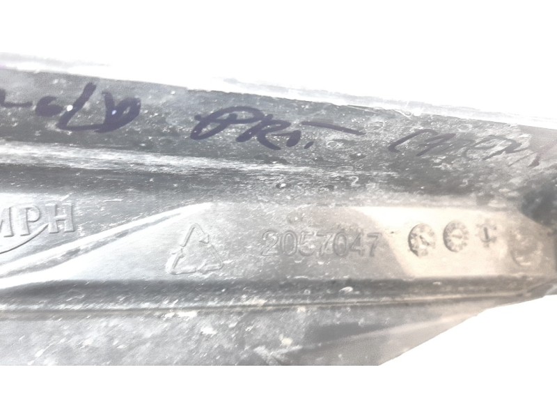 Recambio de moldura para triumph tiger 800 tiger 800 xca referencia OEM IAM T2057047  