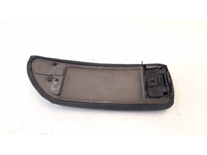 Recambio de apoyabrazos central para renault laguna ii (bg0) 1.9 dci diesel cat referencia OEM IAM   