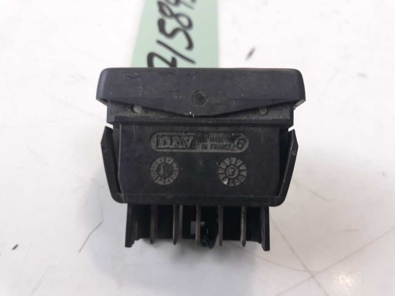 Recambio de mando elevalunas delantero izquierdo para citroen zx referencia OEM IAM   