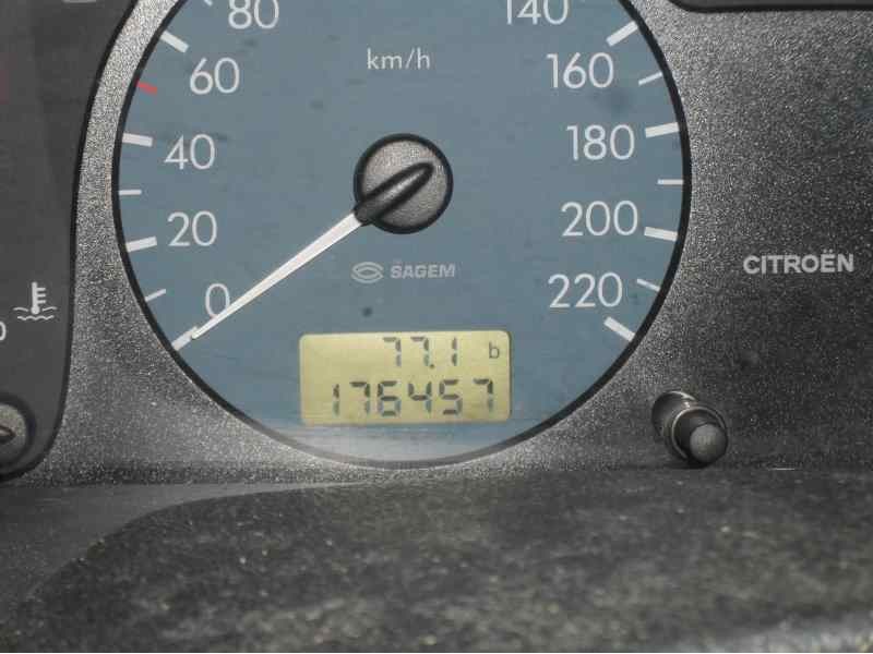 citroen xsara berlina del año 2000