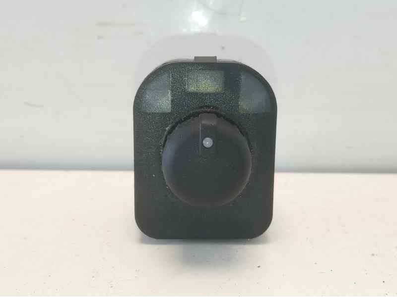 Recambio de mando retrovisor para audi a1 (8x) attraction referencia OEM IAM 8E0959565  