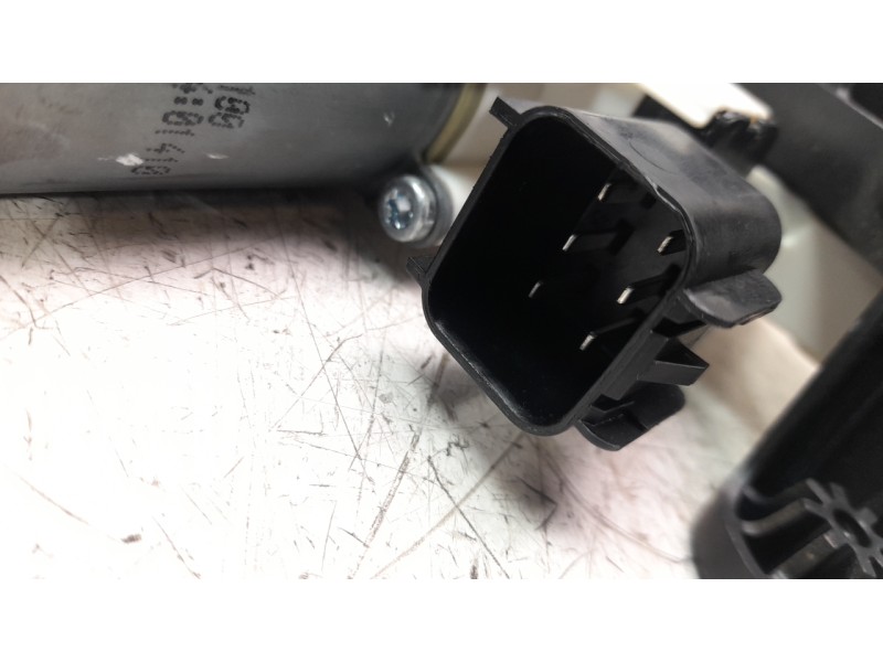 Recambio de elevalunas delantero derecho para land rover discovery sport pure referencia OEM IAM FK7223200AC  