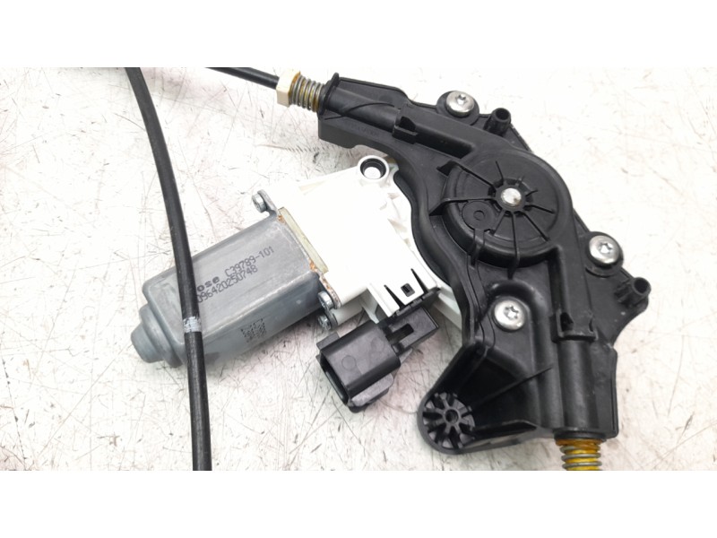 Recambio de elevalunas delantero derecho para land rover discovery sport pure referencia OEM IAM FK7223200AC  