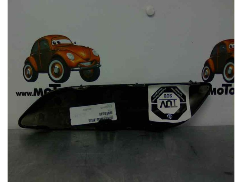 Recambio de molduras delanteras para peugeot 207 referencia OEM IAM 7452HR 29192552 
