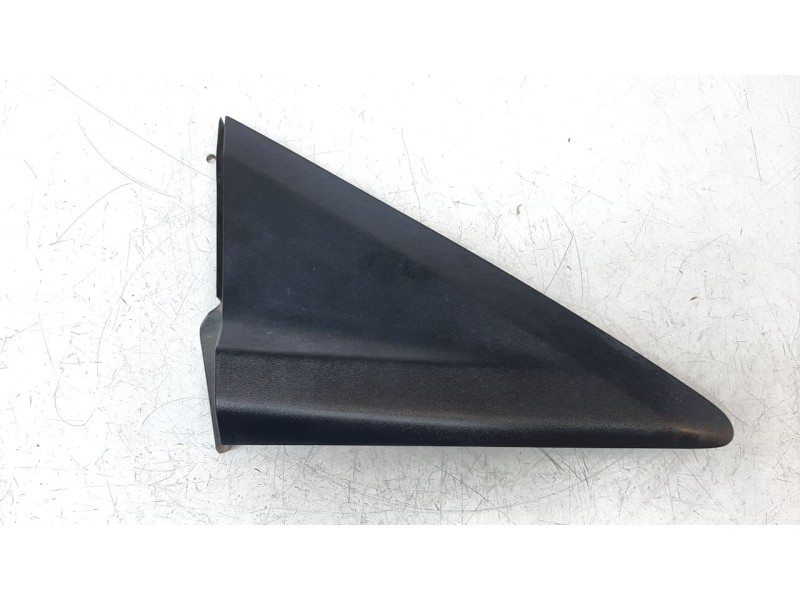 Recambio de moldura para ford transit courier 1.5 tdci cat referencia OEM IAM 212831994  