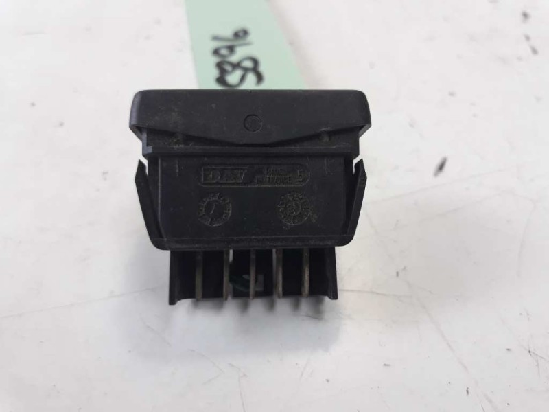 Recambio de mando elevalunas delantero izquierdo para citroen ax referencia OEM IAM   