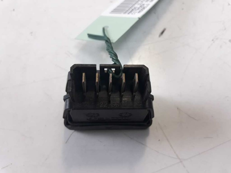 Recambio de mando elevalunas delantero izquierdo para citroen ax referencia OEM IAM   