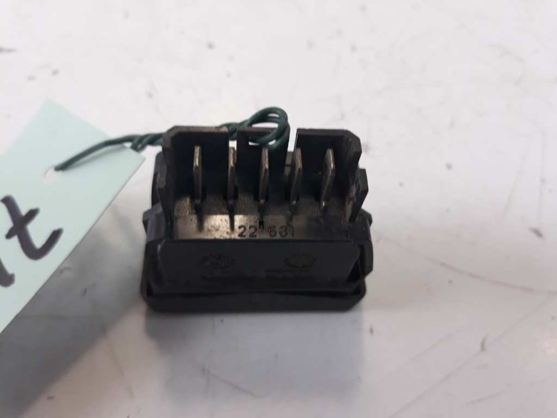 Recambio de mando elevalunas delantero izquierdo para citroen ax referencia OEM IAM   
