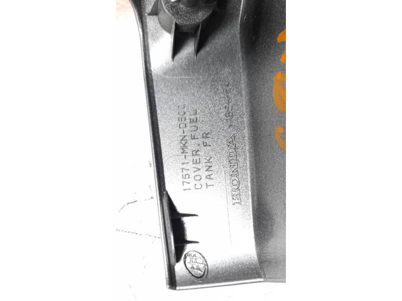 Recambio de moldura para honda cb 650r cb 650r referencia OEM IAM 17570MKYD50ZA  