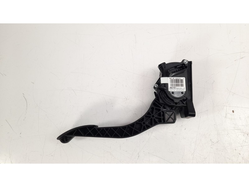 Recambio de potenciometro pedal para peugeot 308 1.6 16v e-hdi fap referencia OEM IAM 9836042080  