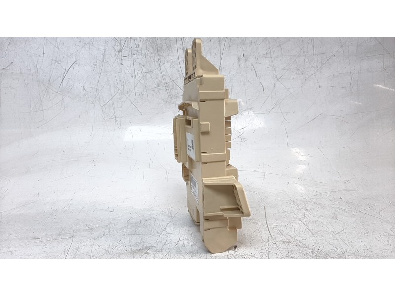 Recambio de caja reles / fusibles para kia niro referencia OEM IAM 91950G5620  