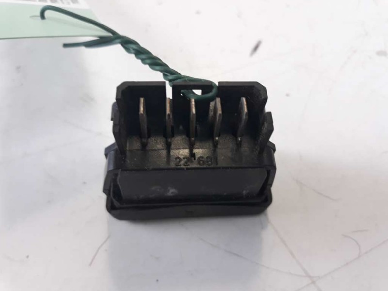 Recambio de mando elevalunas delantero izquierdo para citroen ax referencia OEM IAM   