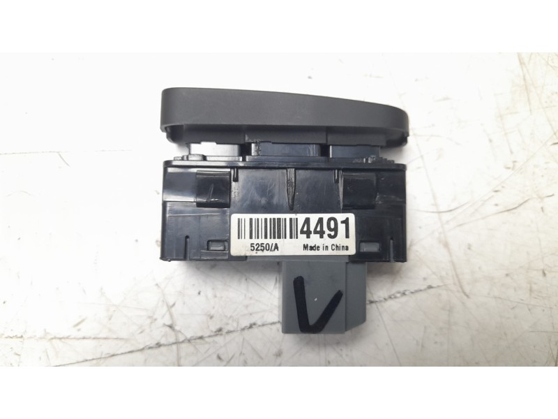 Recambio de interruptor para opel mokka 1.6 cdti dpf referencia OEM IAM 96892004  