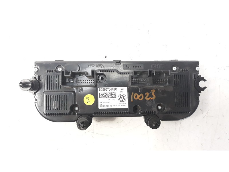 Recambio de mando climatizador para volkswagen golf vii lim. 1.6 16v tdi dpf referencia OEM IAM 5G0907044BC  