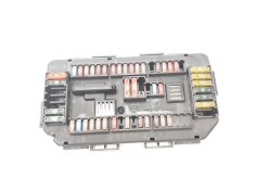 CAJA RELES / FUSIBLES 922487904 6114V7 