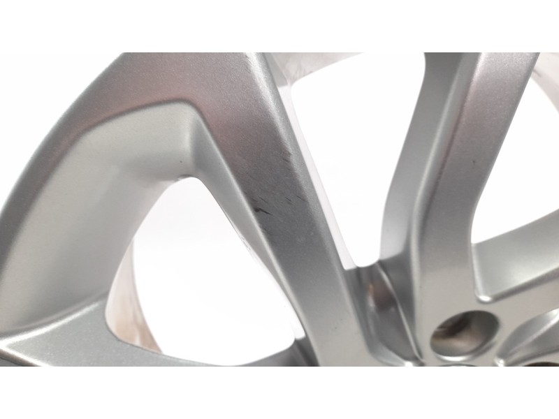 Recambio de llanta para land rover discovery sport pure referencia OEM IAM LR073533  