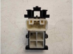 Recambio de mando elevalunas trasero izquierdo para toyota rav 4 (a3) 2.2 d-cat referencia OEM IAM    2